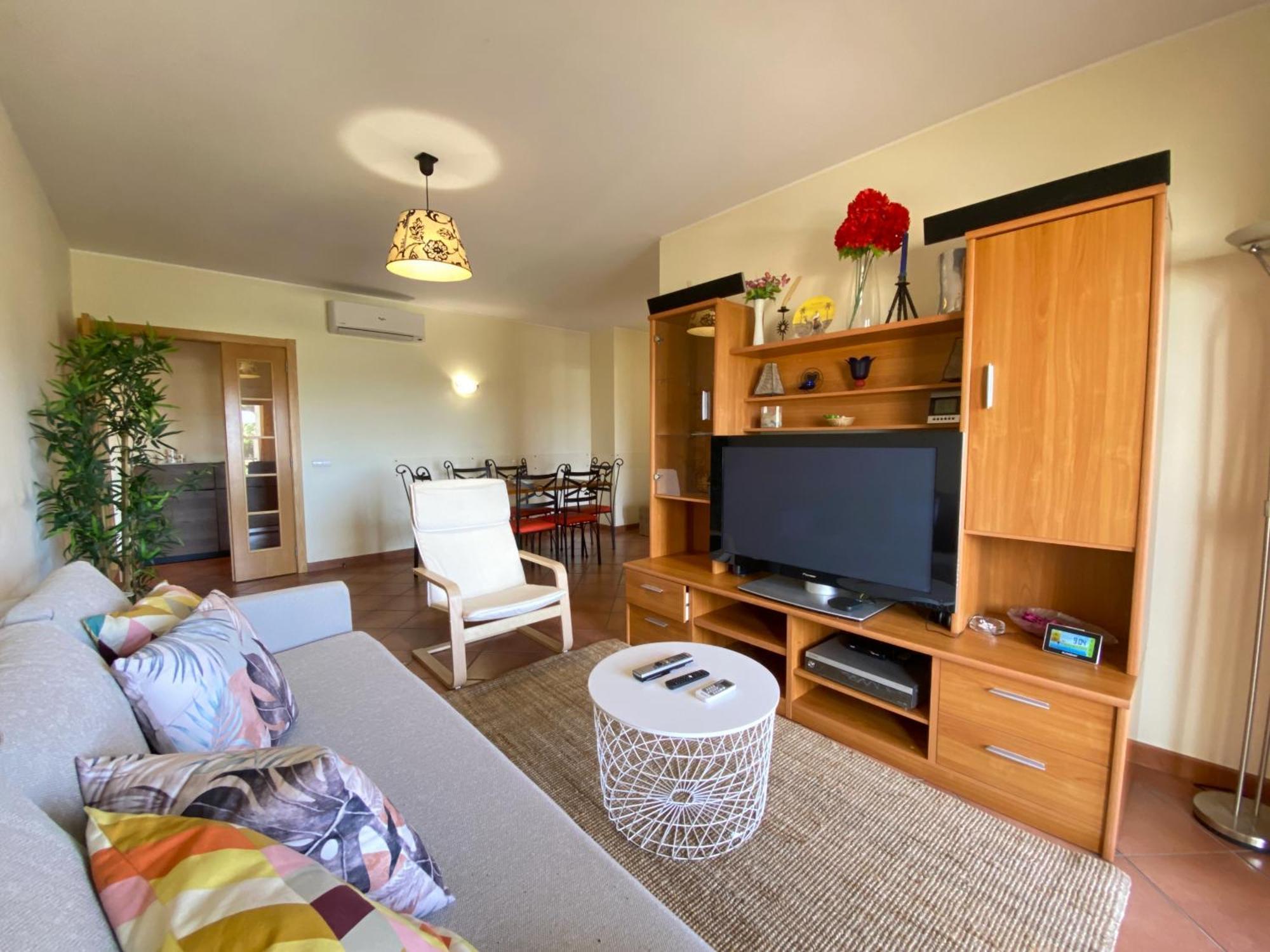 Albufeira Sunny Style With Pool By Homing Apartment Bagian luar foto
