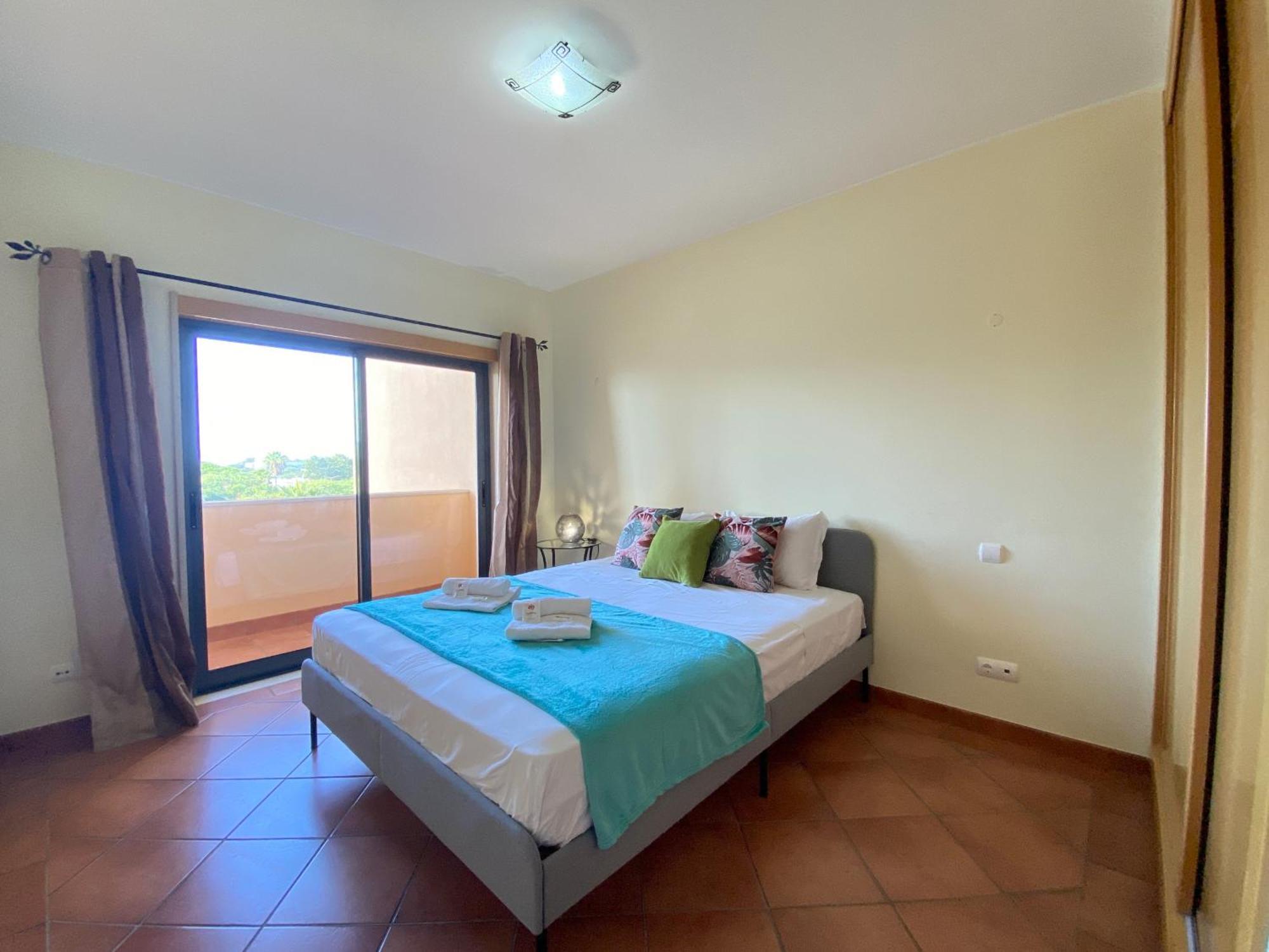 Albufeira Sunny Style With Pool By Homing Apartment Bagian luar foto
