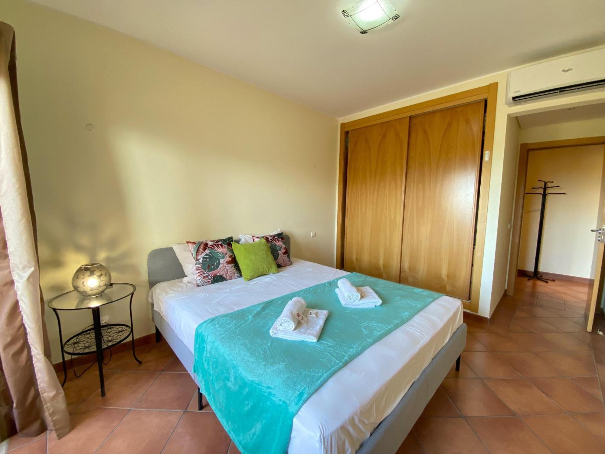 Albufeira Sunny Style With Pool By Homing Apartment Bagian luar foto
